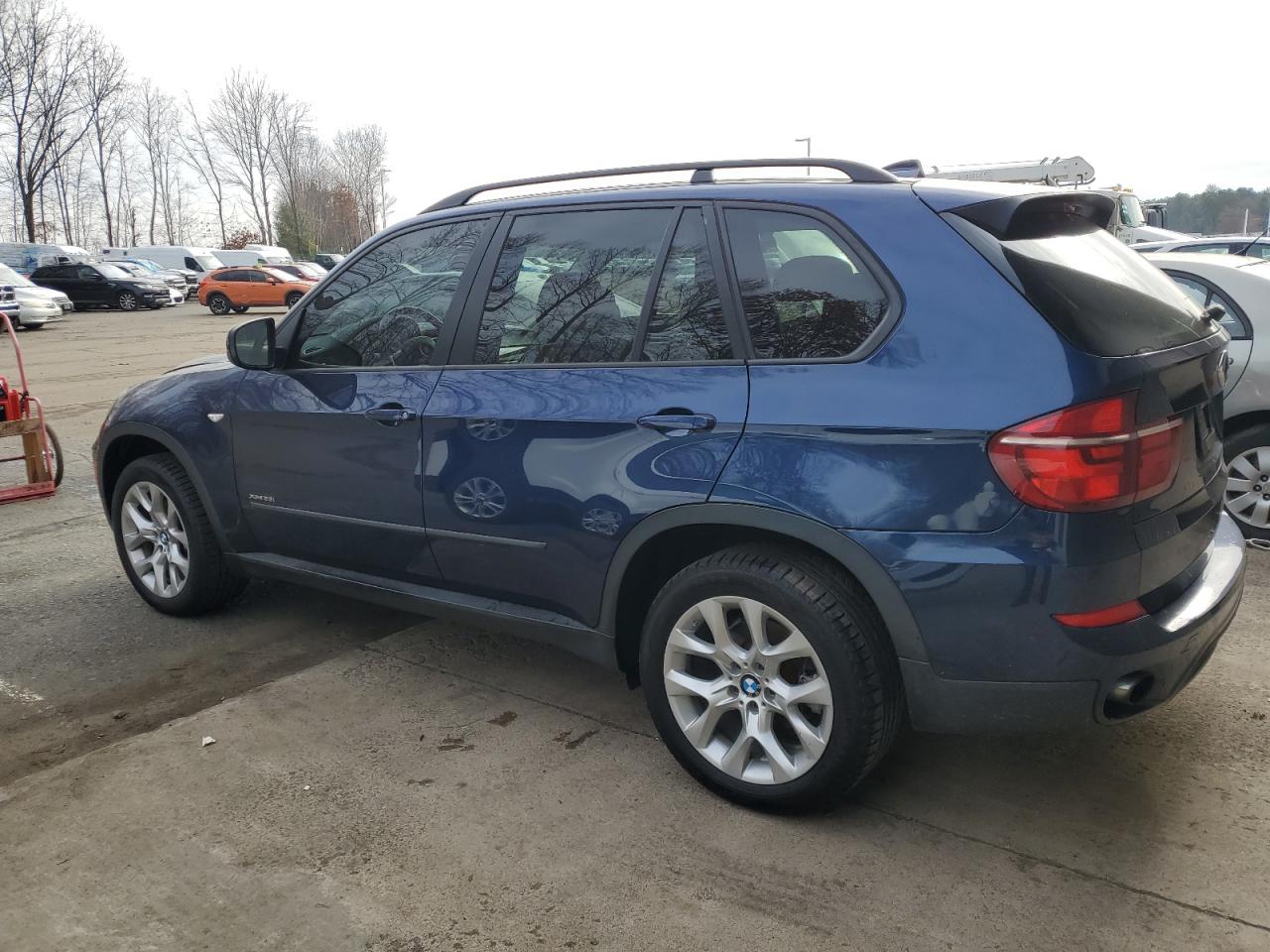 Image 2 of 2011 BMW X5 XDRIVE35I 2011 with VIN 5UXZV4C53BL414820