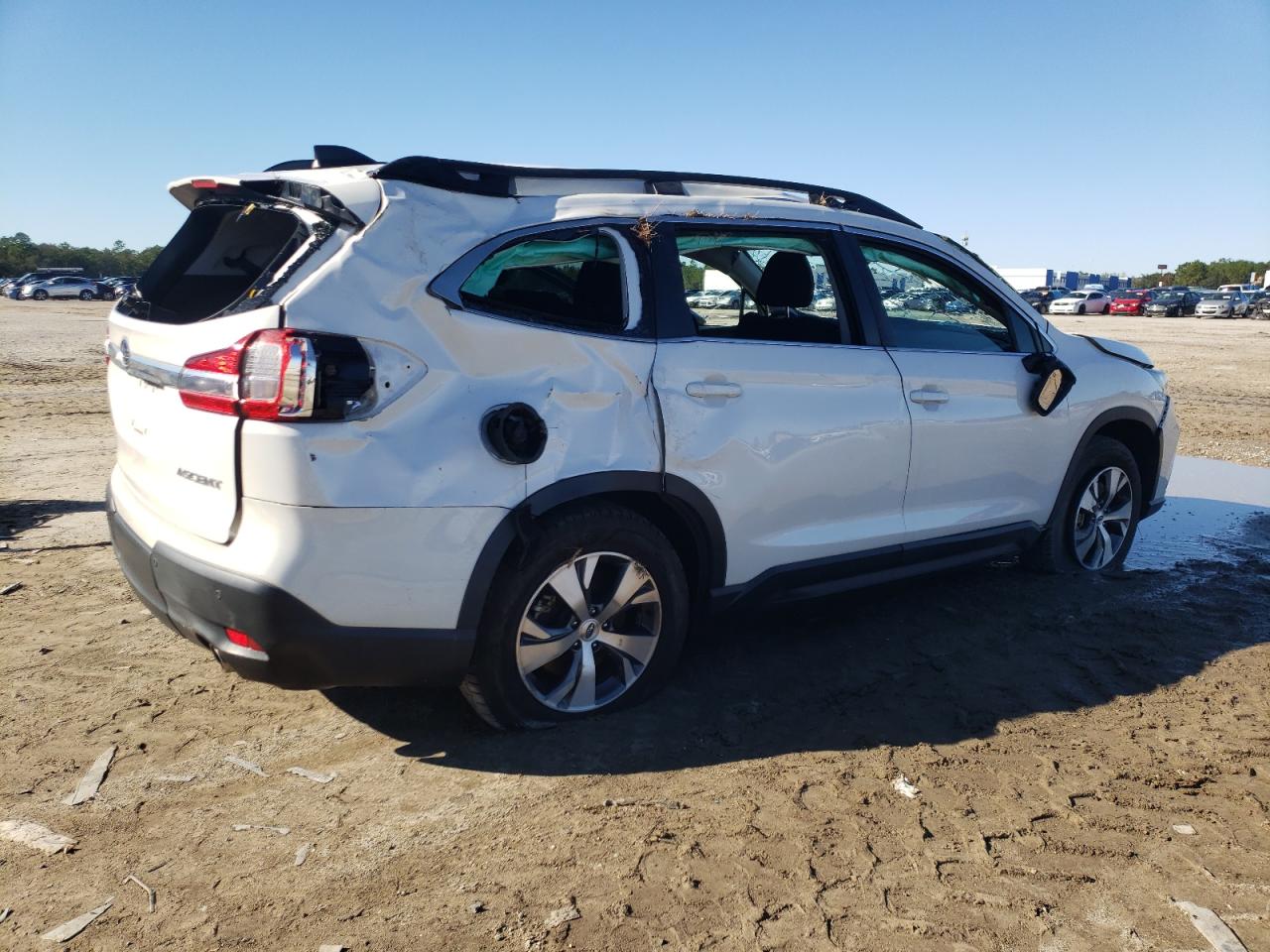 Image 3 of 2019 SUBARU ASCENT PREMIUM 2019 with VIN 4S4WMACD7K3480828
