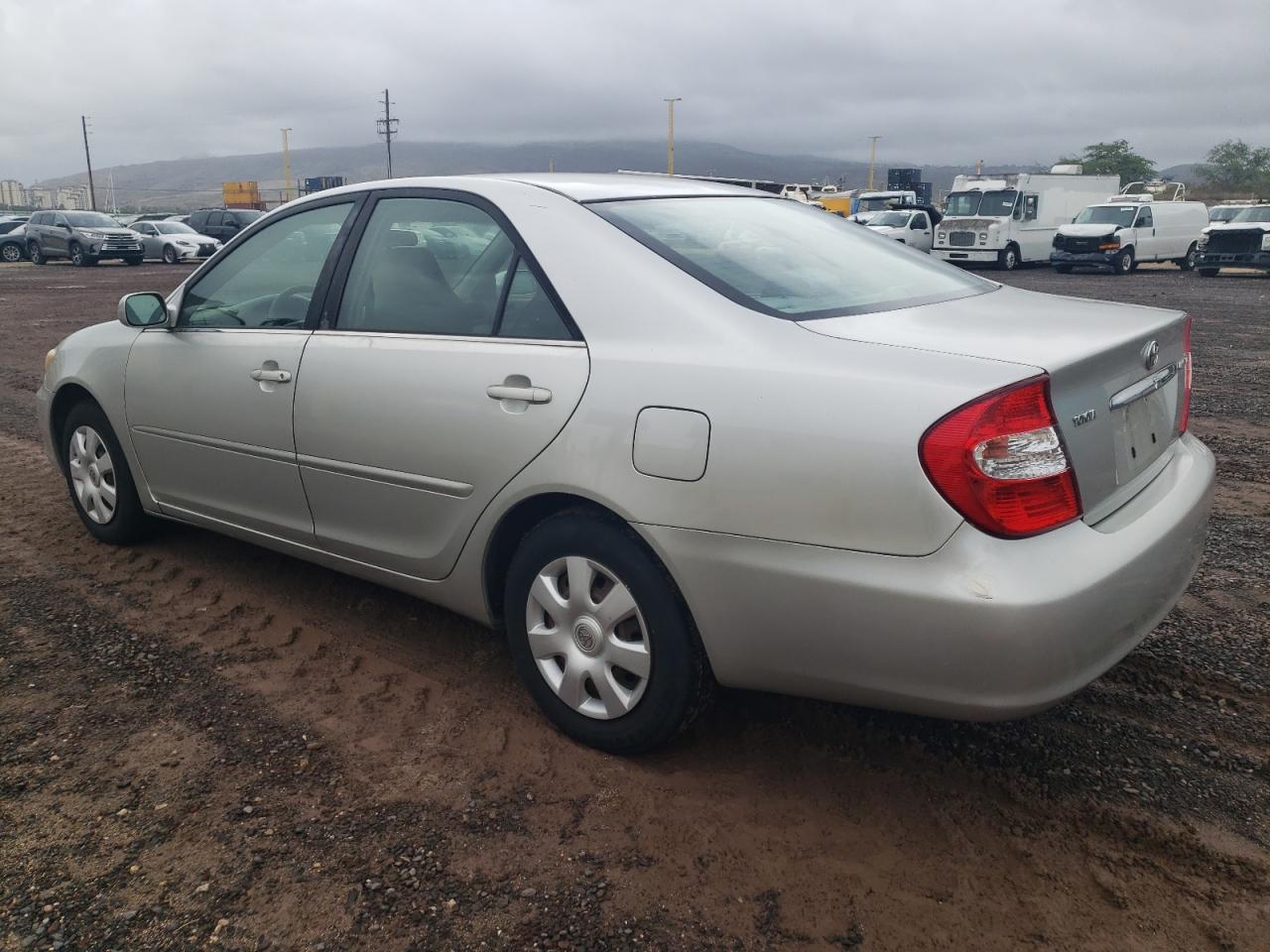 Изображение 2 2004 TOYOTA CAMRY LE 2004 с VIN JTDBE30K340294478