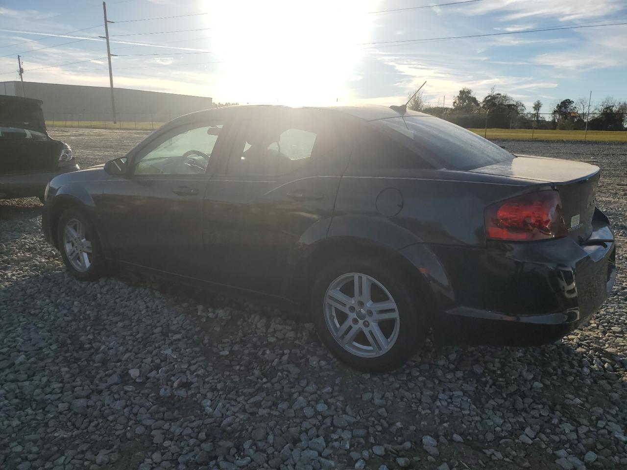 Image 2 of 2013 DODGE AVENGER SXT 2013 with VIN 1C3CDZCB6DN626085