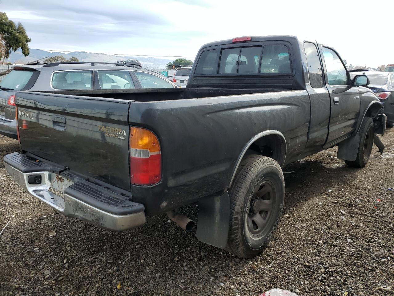 Image 3 of 2000 TOYOTA TACOMA XTRACAB PRERUNNER 2000 with VIN 4TASM92N6YZ675087