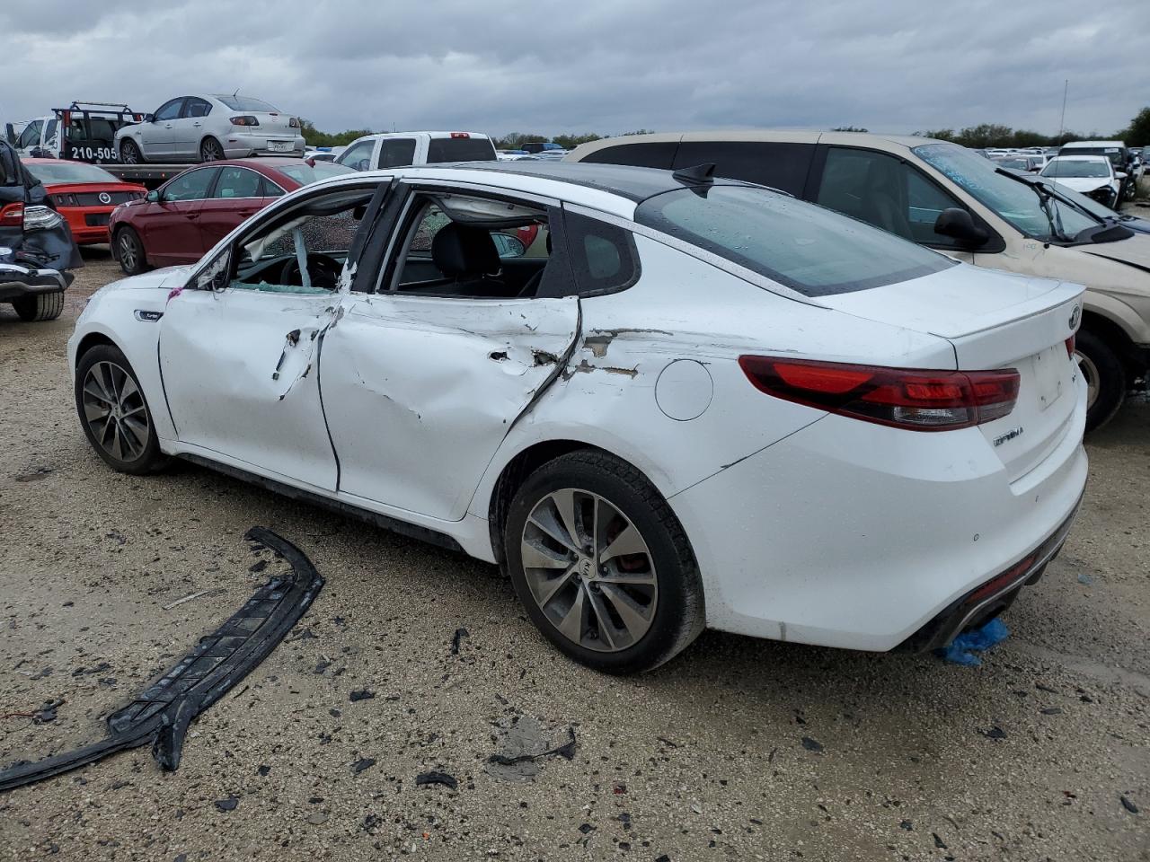 Изображение 2 2016 KIA OPTIMA SX 2016 с VIN 5XXGW4L24GG050247