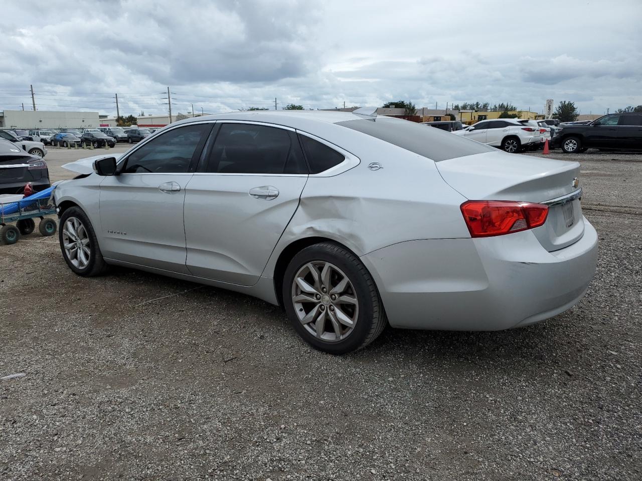 Image 2 of 2017 CHEVROLET IMPALA LT 2017 with VIN 2G1105SA7H9166906