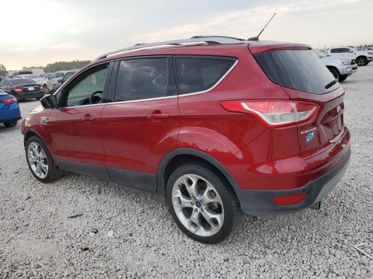 Image 2 of 2013 FORD ESCAPE TITANIUM 2013 with VIN 1FMCU0J94DUA71646