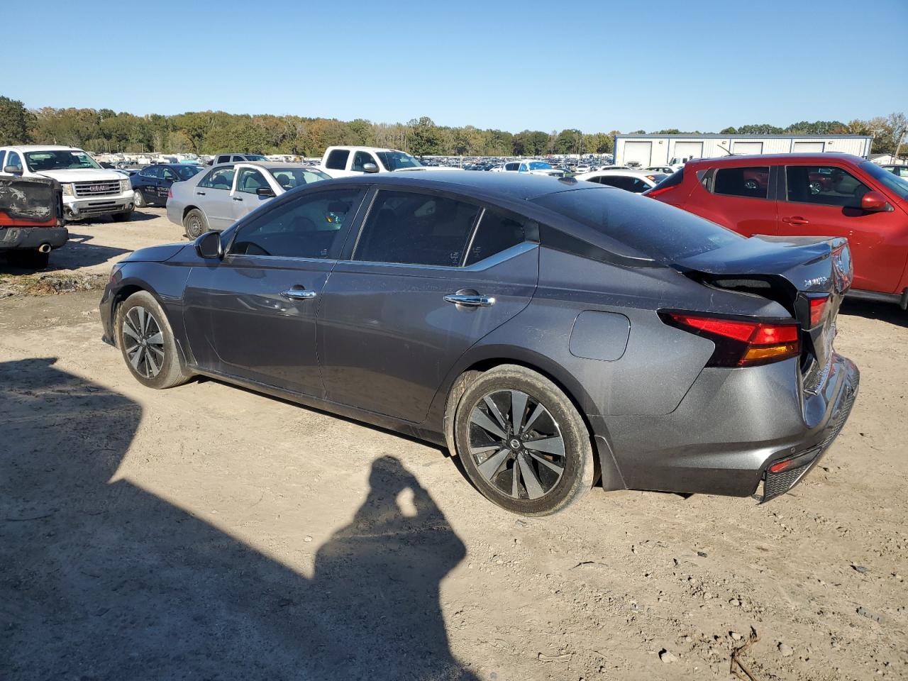 Image 2 of 2022 NISSAN ALTIMA SV 2022 with VIN 1N4BL4DV1NN341212