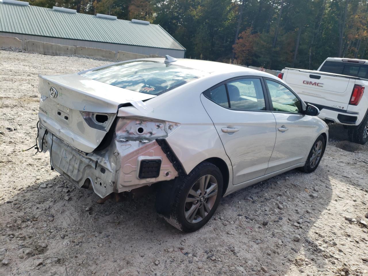 Image 3 of 2018 HYUNDAI ELANTRA SEL 2018 with VIN 5NPD84LF0JH249842