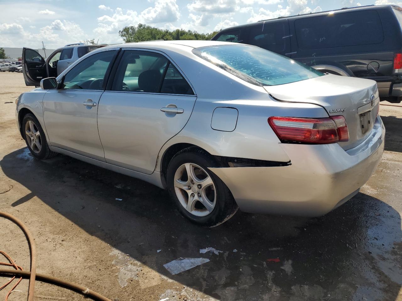 Image 2 of 2007 TOYOTA CAMRY CE 2007 with VIN 4T1BE46K97U055202