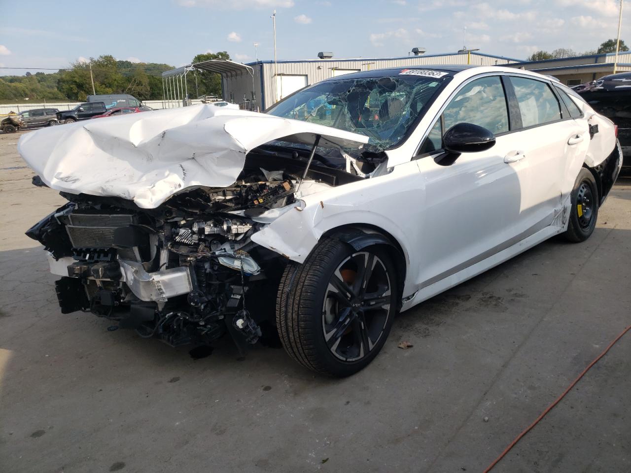 Kia K5 Gt Line 2023 image