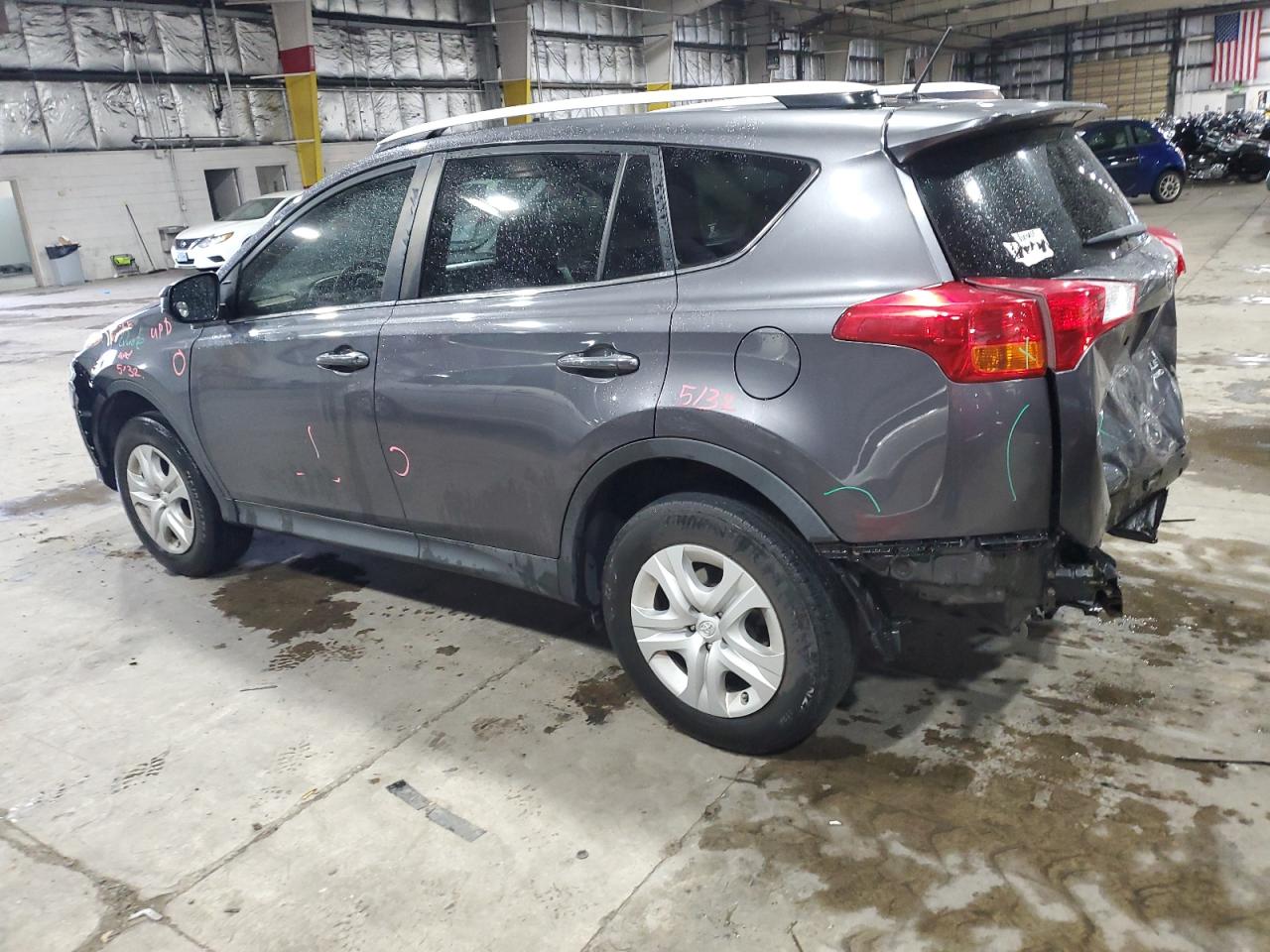 Изображение 2 2015 TOYOTA RAV4 LE 2015 с VIN JTMBFREV1FJ015108