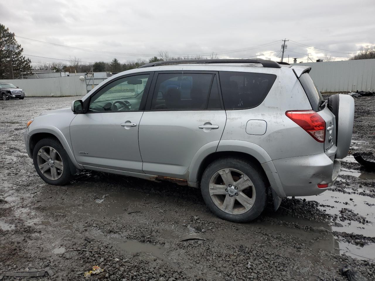 Obraz 2 z 2006 TOYOTA RAV4 SPORT 2006 z VIN JTMBD32VX65011803