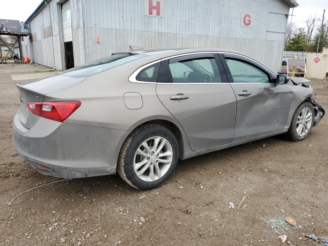 Obraz 3 z 2018 CHEVROLET MALIBU LT 2018 z VIN 1G1ZD5ST4JF124814