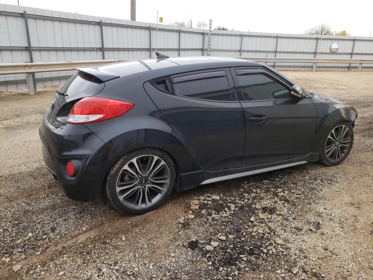 Obraz 3 z 2016 HYUNDAI VELOSTER TURBO 2016 z VIN KMHTC6AEXGU299383