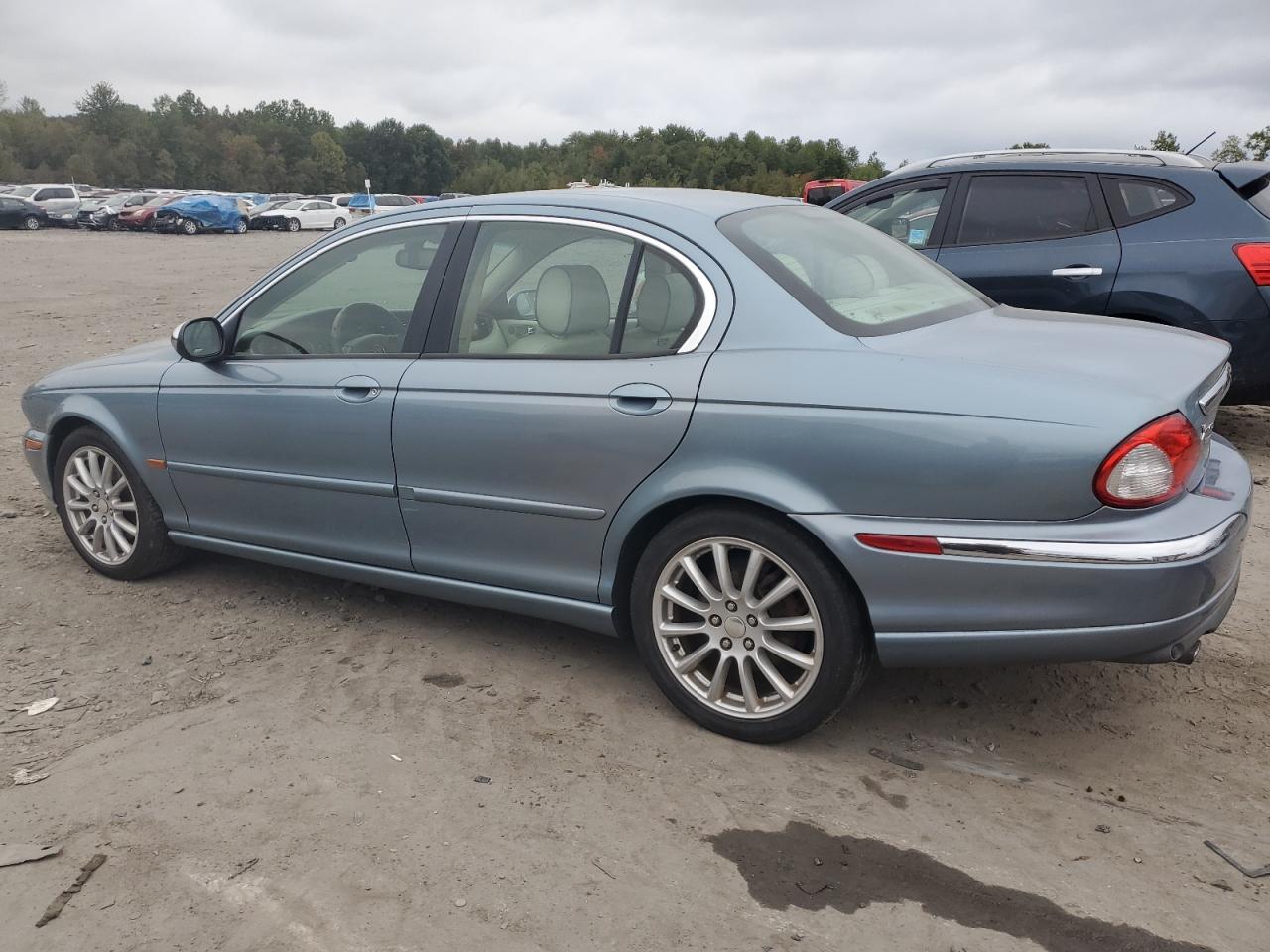 Image 2 of 2006 JAGUAR X-TYPE 3.0 2006 with VIN SAJWA51A26WE97543