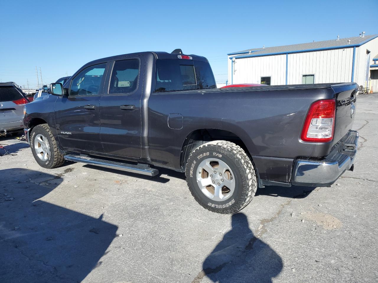 Obraz 2 z 2019 RAM 1500 TRADESMAN 2019 z VIN 1C6SRFCT4KN560348