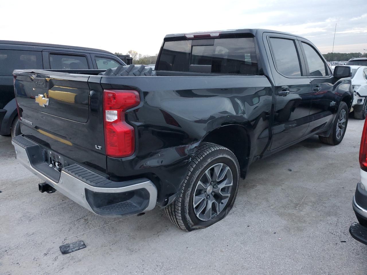 Image 3 of 2022 CHEVROLET SILVERADO LTD C1500 LT 2022 with VIN 1GCPWCEDXNZ125746