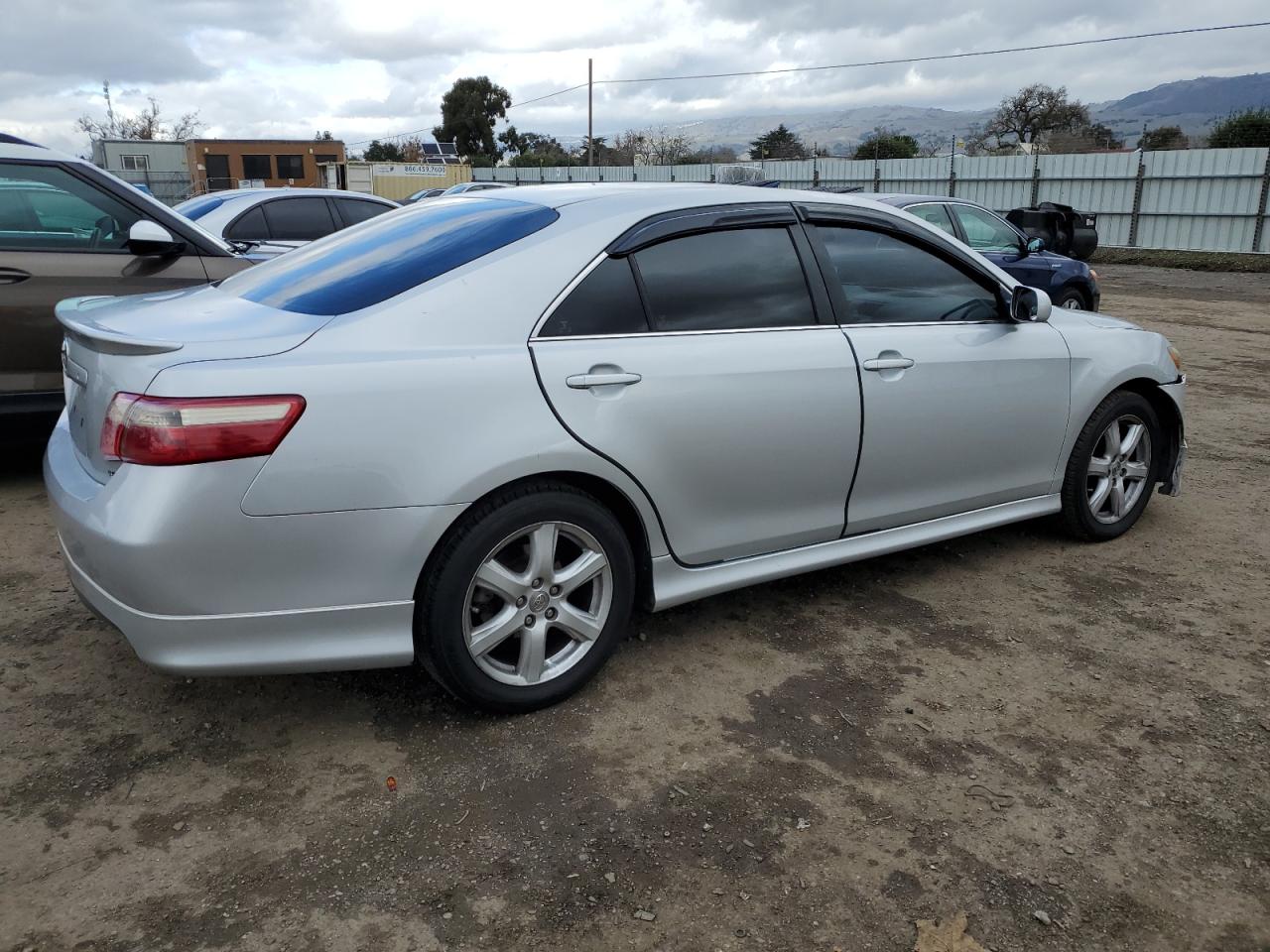 Obraz 3 z 2007 TOYOTA CAMRY LE 2007 z VIN 4T1BK46K87U541525