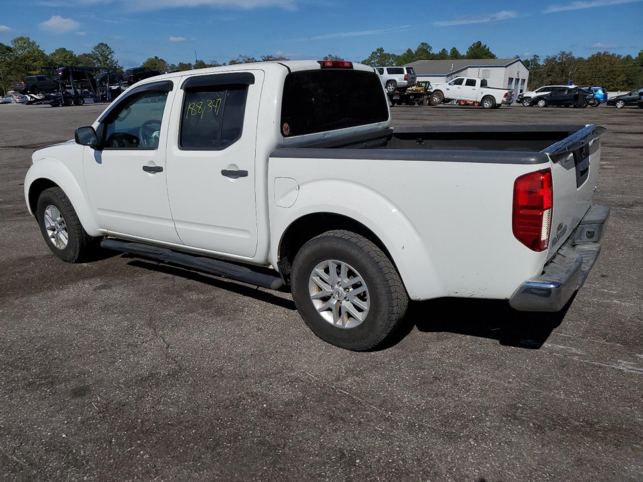 Image 2 of 2015 NISSAN FRONTIER S 2015 with VIN 1N6AD0ER7FN762430