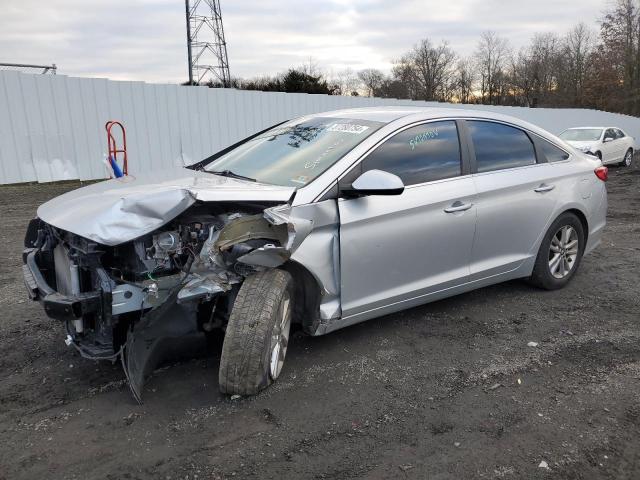 Obraz 1 z 2017 HYUNDAI SONATA SE 2017 z VIN 5NPE24AF5HH567376