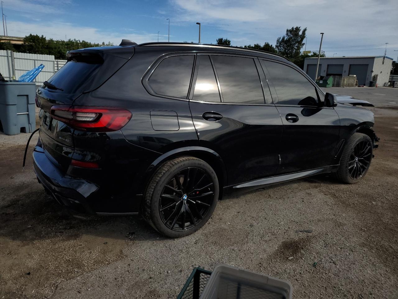 Obraz 3 z 2022 BMW X5 SDRIVE 40I 2022 z VIN 5UXCR4C05N9M10607
