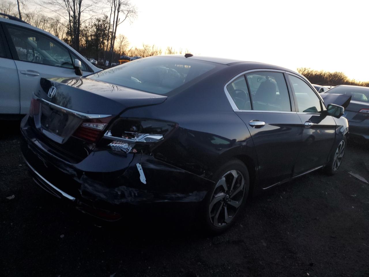Obraz 3 z 2016 HONDA ACCORD EX 2016 z VIN 1HGCR2F78GA120590