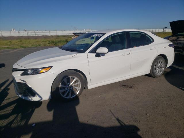 Изображение 1 2021 TOYOTA CAMRY LE 2021 с VIN 4T1C11AK2MU417842
