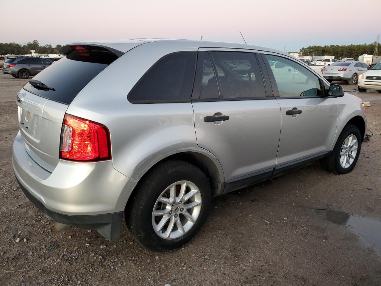 Image 3 of 2014 FORD EDGE SE 2014 with VIN 2FMDK3GC6EBA68611