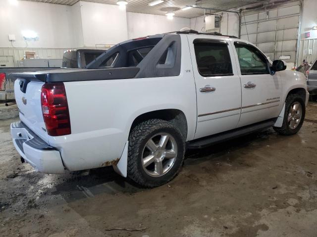 Image 3 of 2011 CHEVROLET AVALANCHE LTZ 2011 with VIN 3GNTKGE34BG105567
