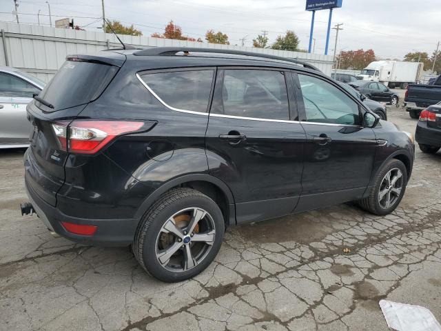 Image 3 of 2017 FORD ESCAPE SE 2017 with VIN 1FMCU9G90HUE53786