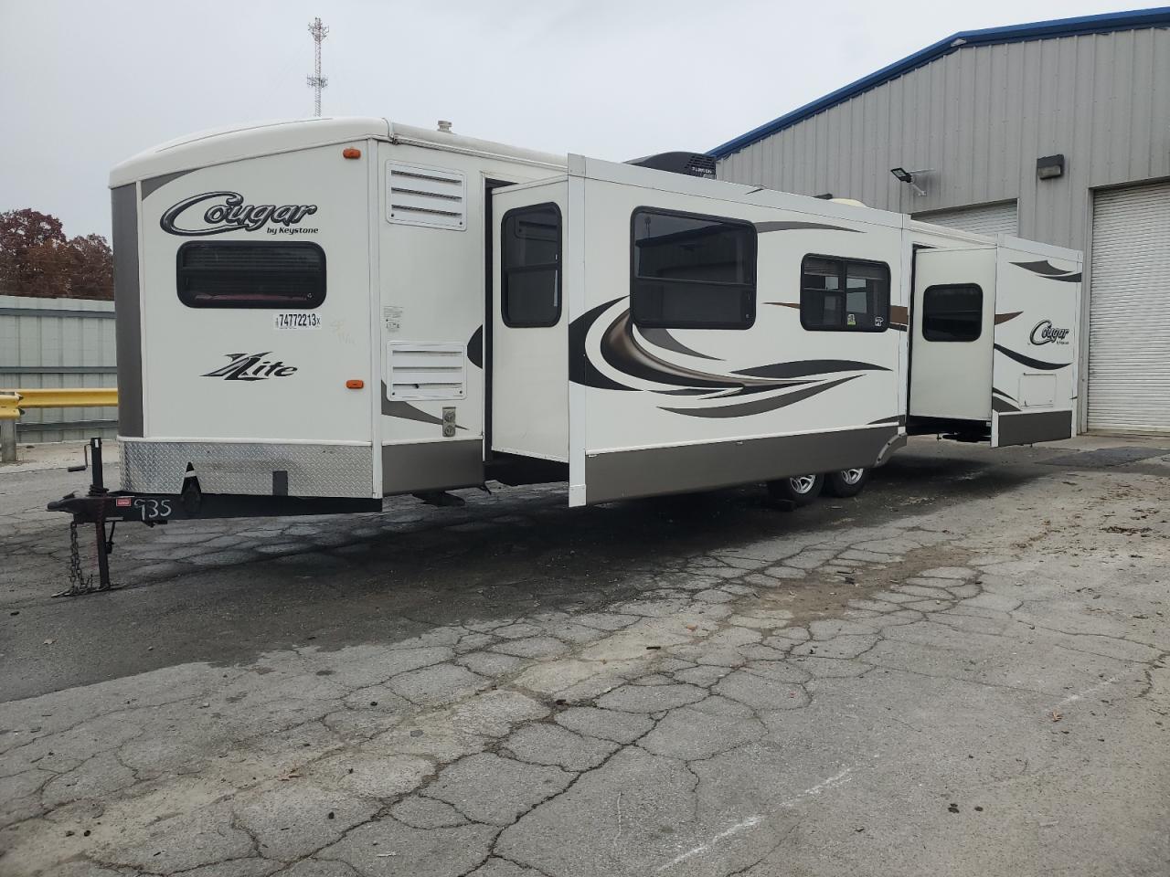 Изображение 2 2014 KEYSTONE COUGAR 2014 с VIN 4YDT30F25EV500935