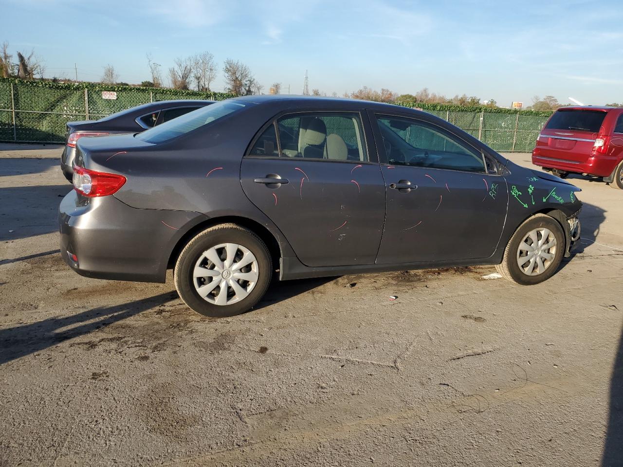 Изображение 3 2011 TOYOTA COROLLA BASE 2011 с VIN 2T1BU4EE3BC673852