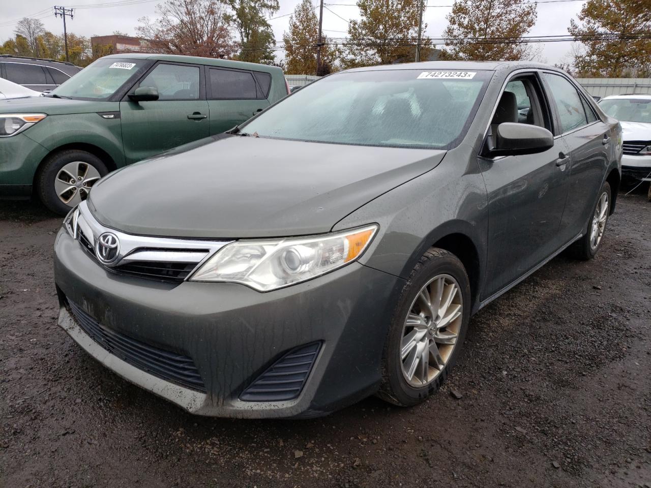 Obraz 1 z 2014 TOYOTA CAMRY L 2014 z VIN 4T4BF1FK9ER361556