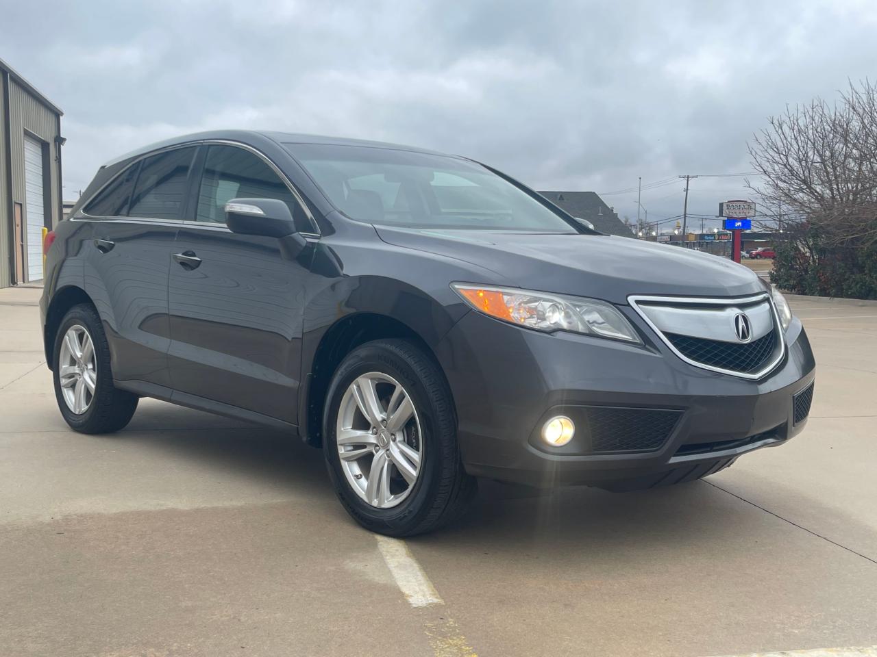 Image 1 of 2015 ACURA RDX TECHNOLOGY 2015 with VIN 5J8TB4H55FL009302
