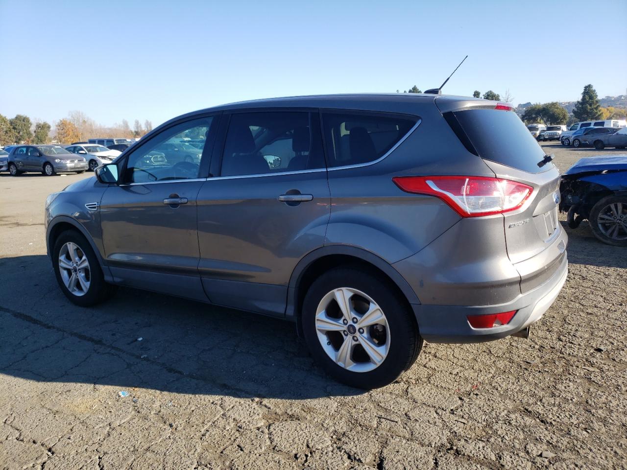 Image 2 of 2013 FORD ESCAPE SE 2013 with VIN 1FMCU9G98DUC03724