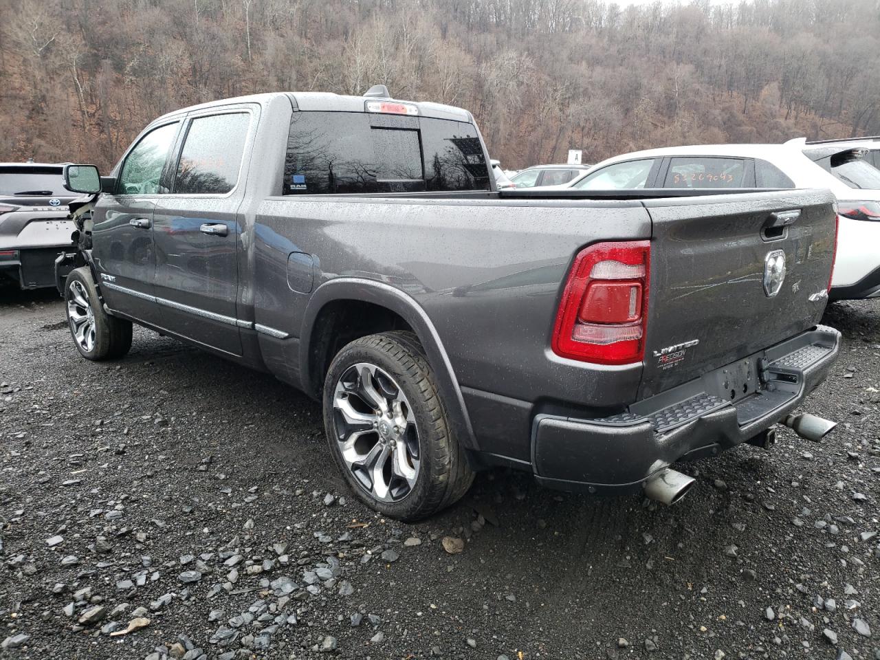 Obraz 2 z 2021 RAM 1500 LIMITED 2021 z VIN 1C6SRFPT9MN830039