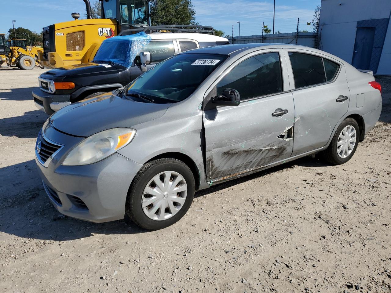 Obraz 1 z 2014 NISSAN VERSA S 2014 z VIN 3N1CN7AP5EL814337