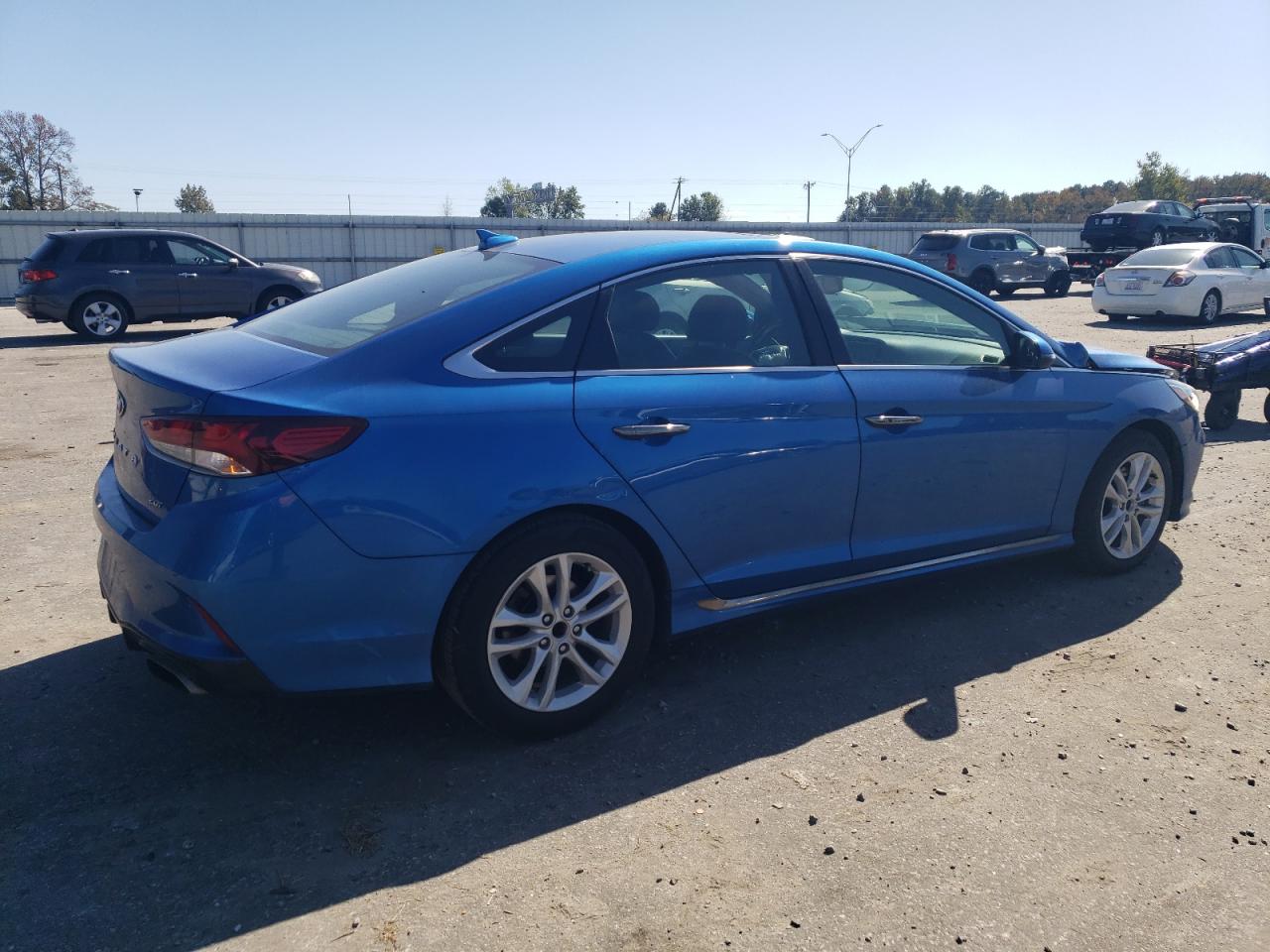 Image 3 of 2018 HYUNDAI SONATA SPORT 2018 with VIN 5NPE34AB4JH672913