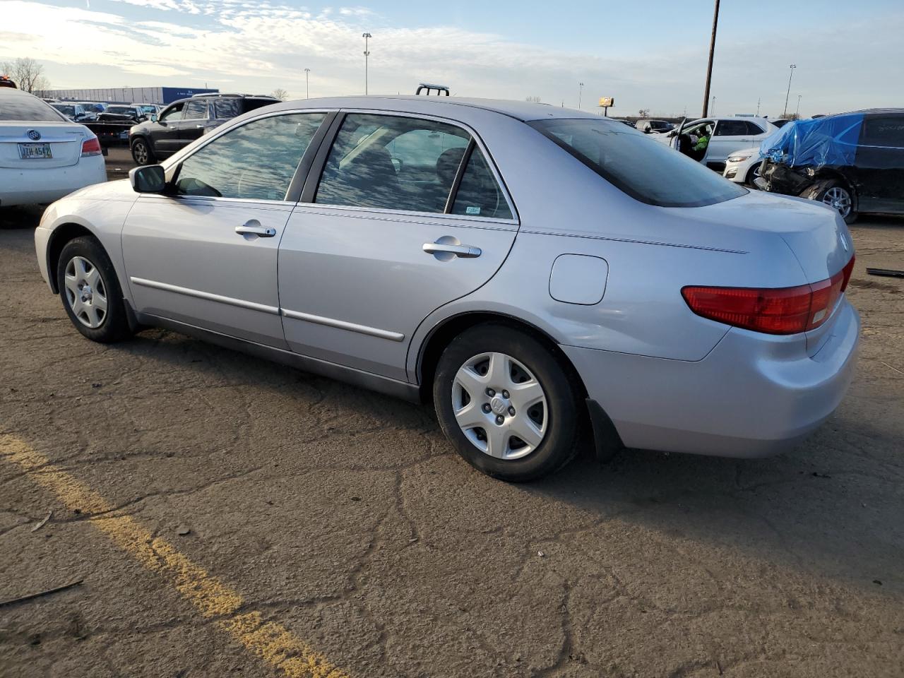Image 2 of 2005 HONDA ACCORD LX 2005 with VIN 1HGCM56475A167869