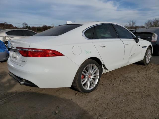Изображение 3 2016 JAGUAR XF PRESTIGE 2016 с VIN SAJBE4BV6GCY13959