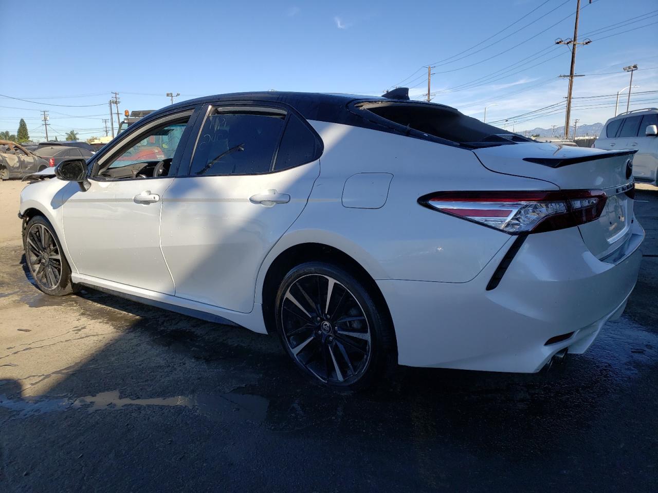 Изображение 2 2020 TOYOTA CAMRY XSE 2020 с VIN 4T1K61AKXLU384679