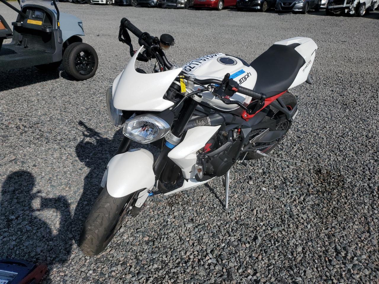 Obraz 2 z 2013 TRIUMPH MOTORCYCLE STREET TRIPLE R 2013 z VIN SMTL03NE1DT600180