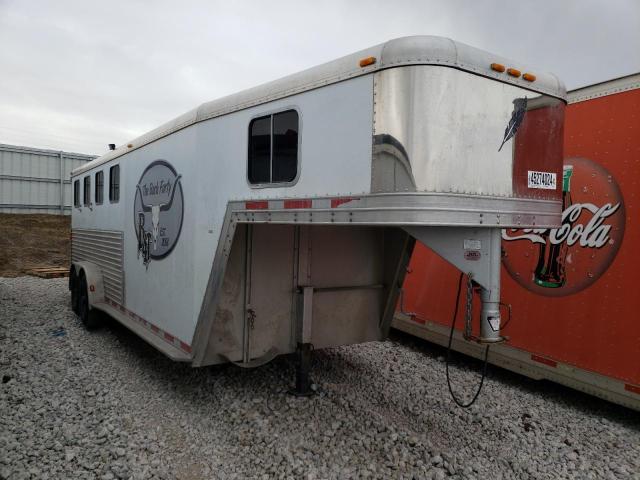 Image 1 of 2002 FEATHERLITE MFG INC HORSETRAIL 2002 with VIN 4FGL022292C052956