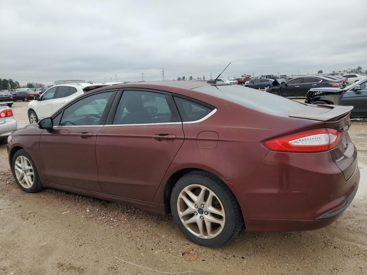 Image 2 of 2015 FORD FUSION SE 2015 with VIN 3FA6P0H74FR160095