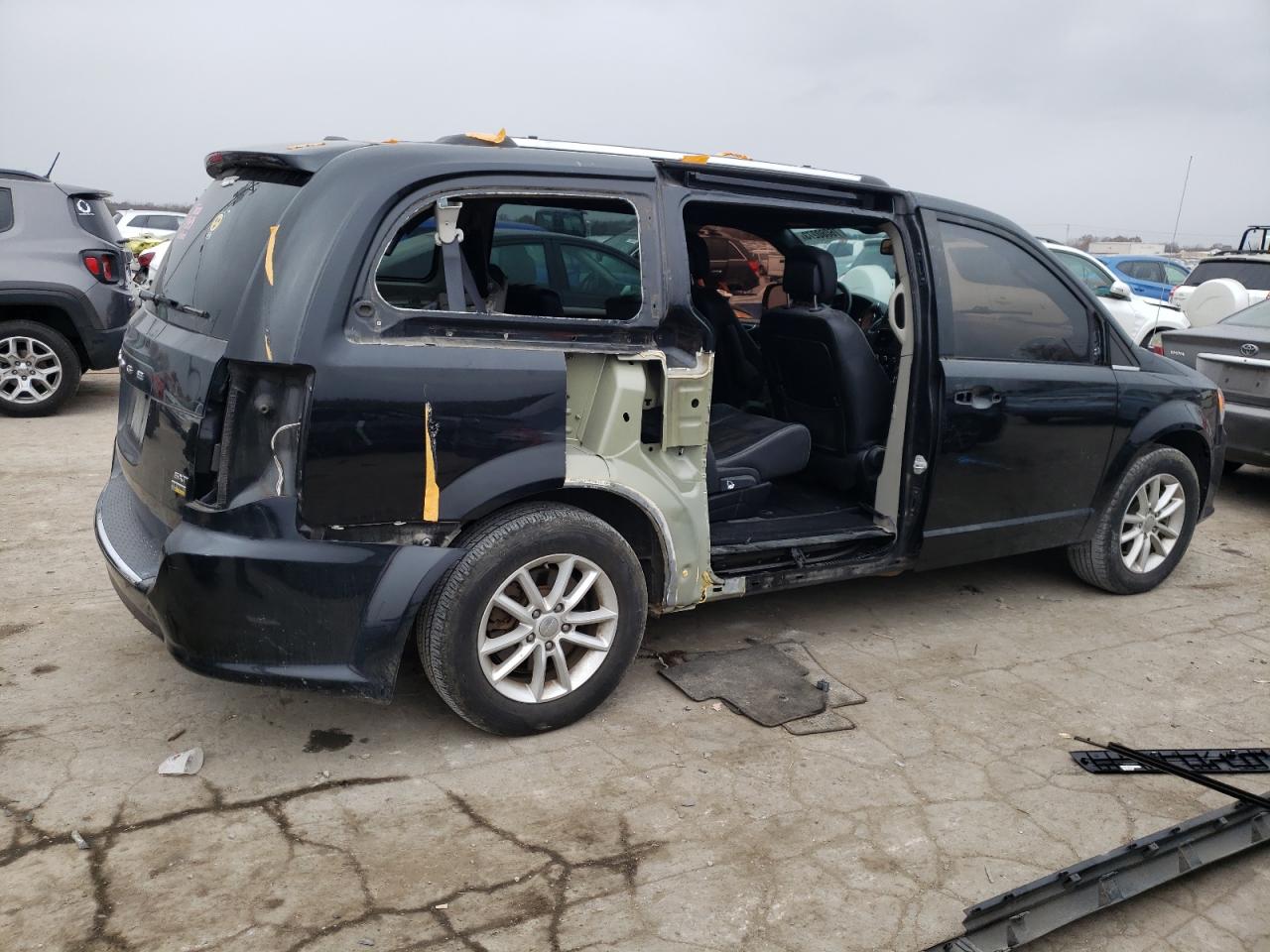 Obraz 3 z 2019 DODGE GRAND CARAVAN SXT 2019 z VIN 2C4RDGCG1KR544707