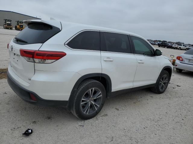 Изображение 3 2019 TOYOTA HIGHLANDER LE 2019 с VIN 5TDZZRFH3KS289793