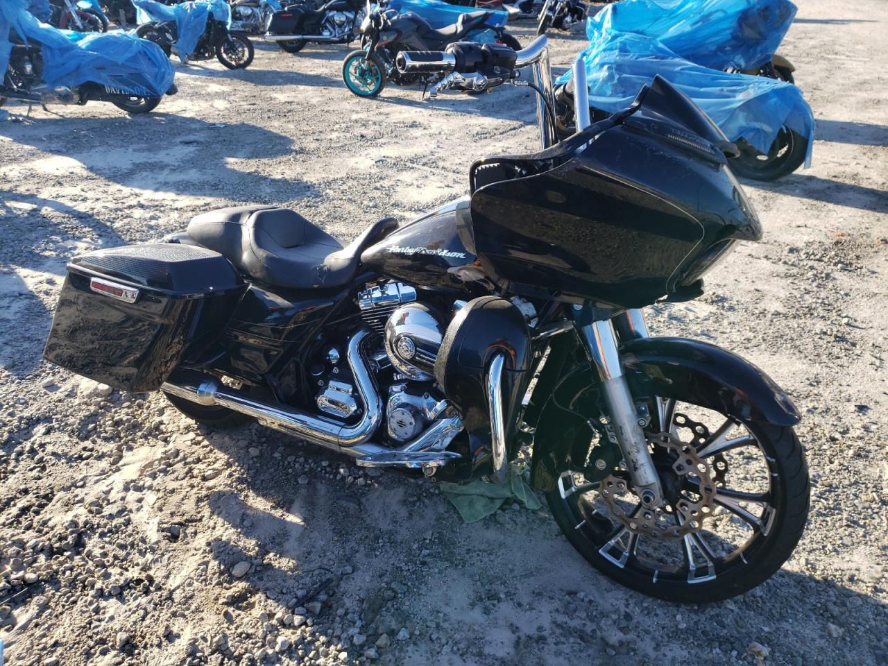 Изображение 1 2016 HARLEY-DAVIDSON FLTRXS ROAD GLIDE SPECIAL 2016 с VIN 1HD1KTM11GB670642