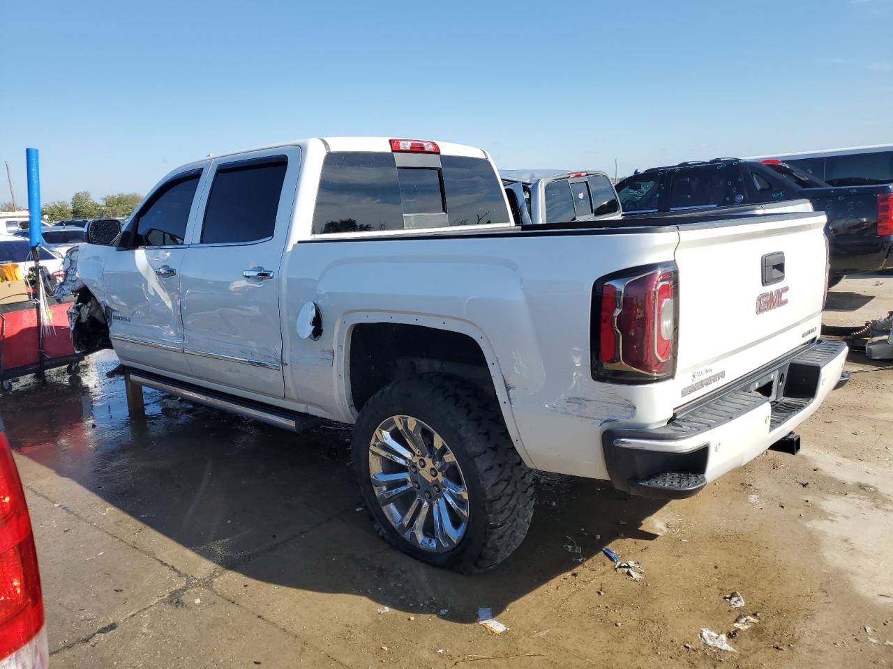 Изображение 2 2018 GMC SIERRA K1500 DENALI 2018 с VIN 3GTU2PEJ8JG314935