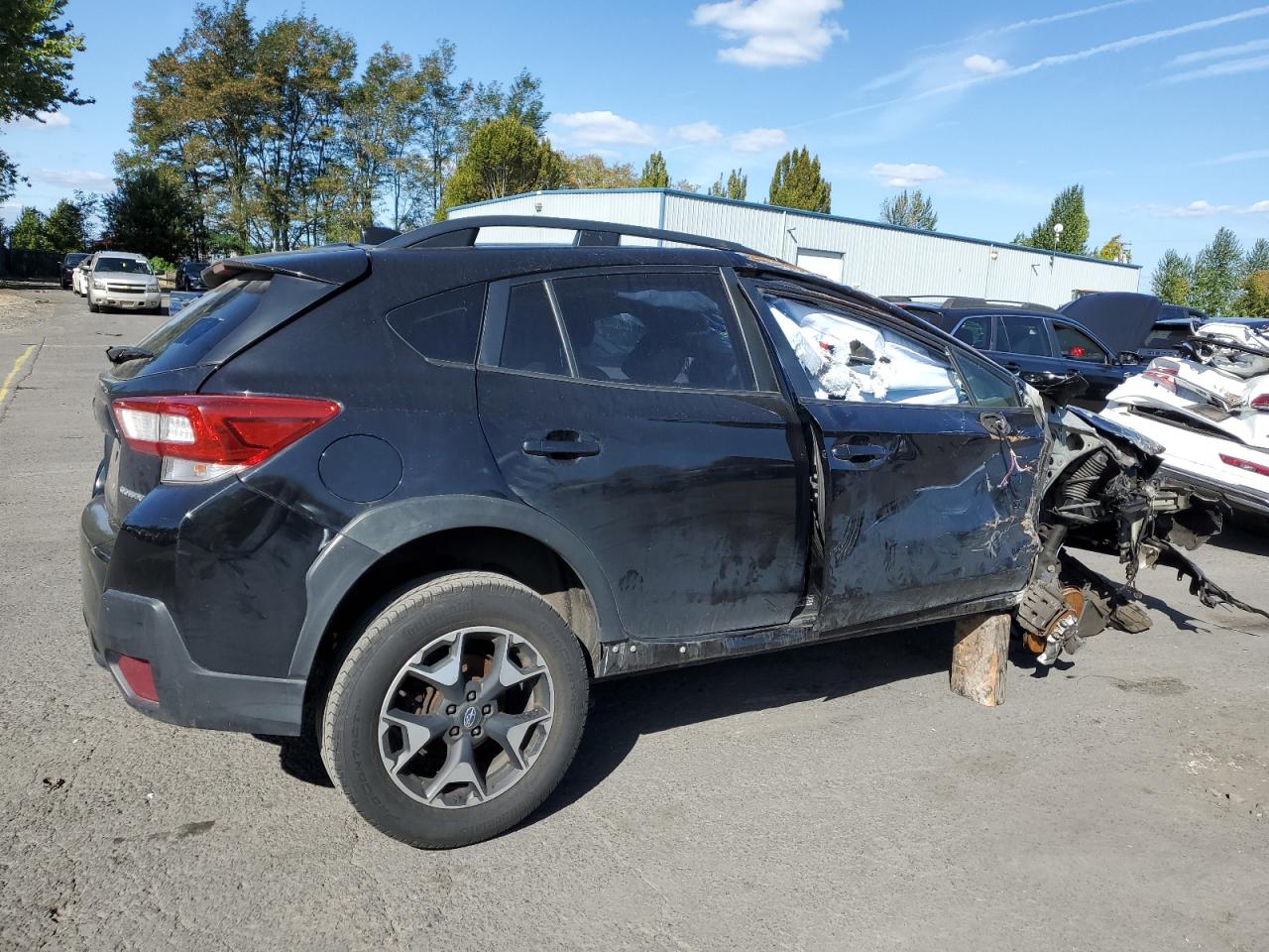 Image 3 of 2019 SUBARU CROSSTREK PREMIUM 2019 with VIN JF2GTAEC7K8295201