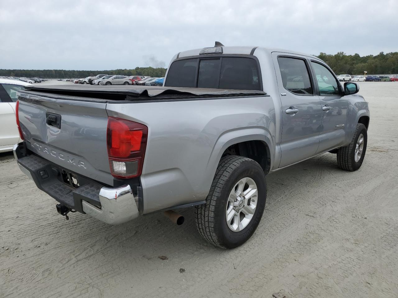 Image 3 of 2019 TOYOTA TACOMA DOUBLE CAB 2019 with VIN 5TFAX5GNXKX134801