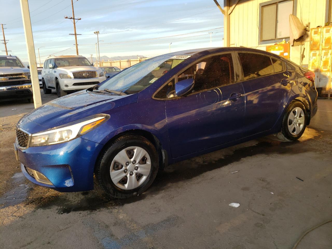 Obraz 1 z 2018 KIA FORTE LX 2018 z VIN 3KPFL4A79JE197862