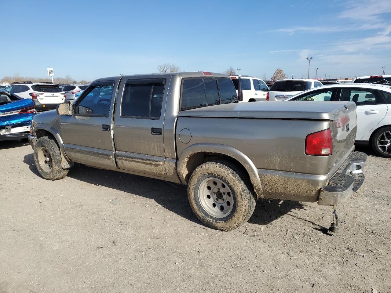 Изображение 2 2002 CHEVROLET S TRUCK S10 2002 с VIN 1GCDT13W02K100413